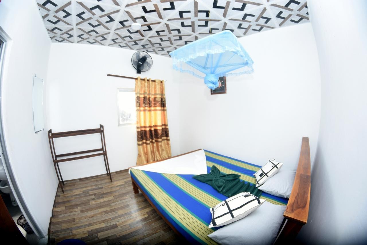 Appartement Bluray Beach à Negombo Extérieur photo