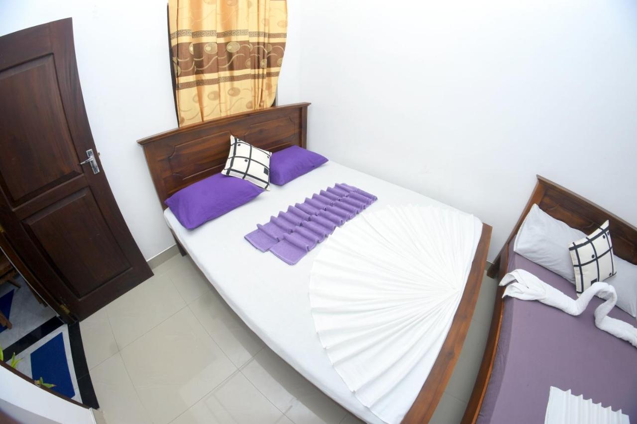 Appartement Bluray Beach à Negombo Extérieur photo