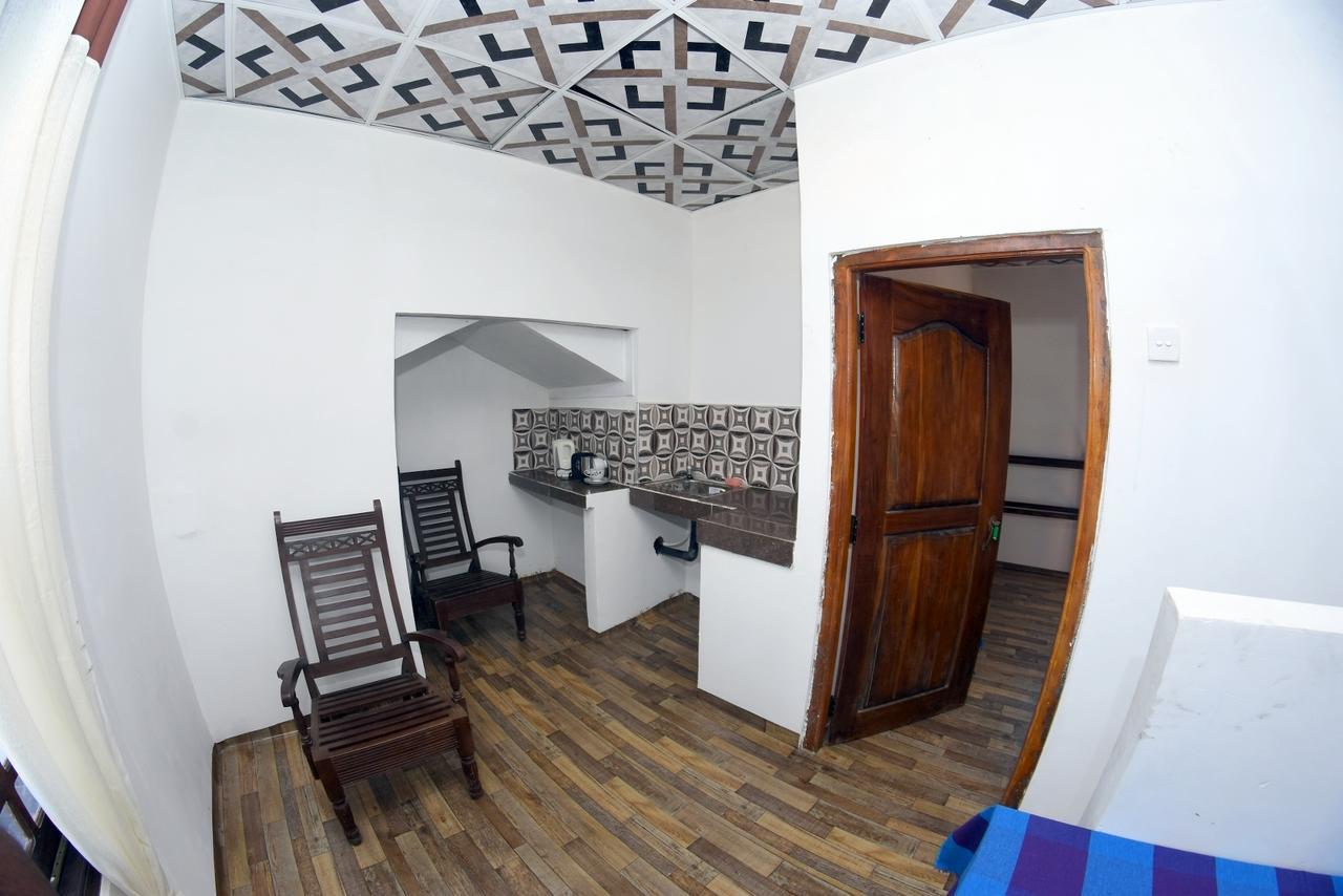 Appartement Bluray Beach à Negombo Extérieur photo